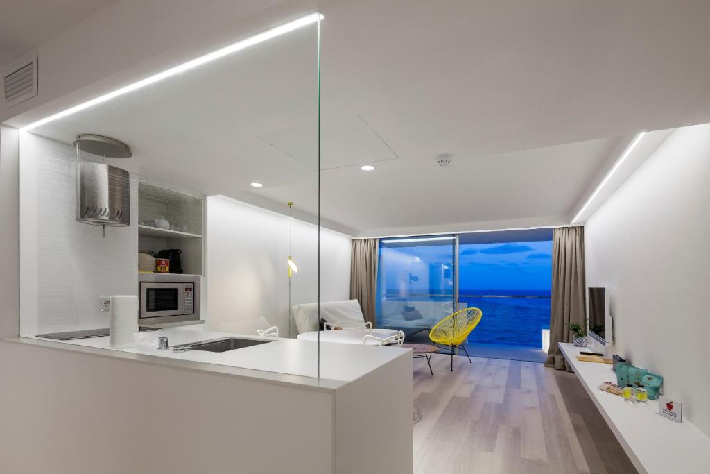 Sud Ibiza Suites photo 4