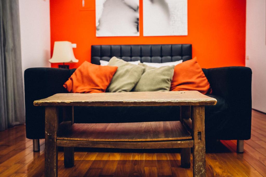 So Art Guesthouse & Hostel - Tap to explore photos