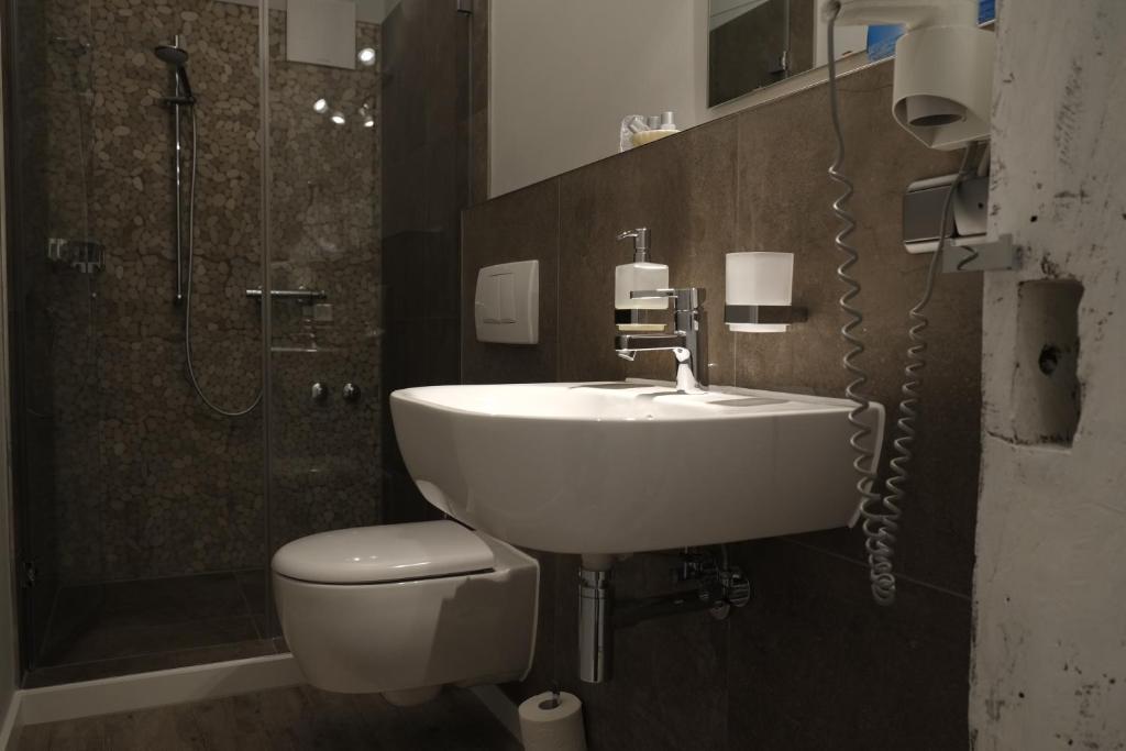 Hotel Brunnenhof International photo 4