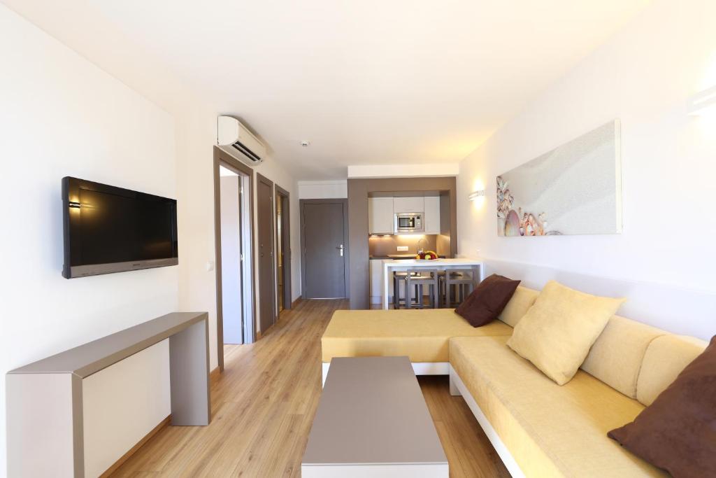 Apartamentos Jade photo 1