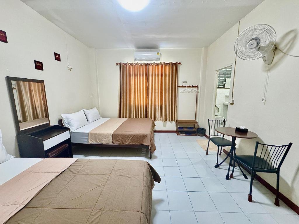 PD Hostel Room Type - Large Double or Twin Room
