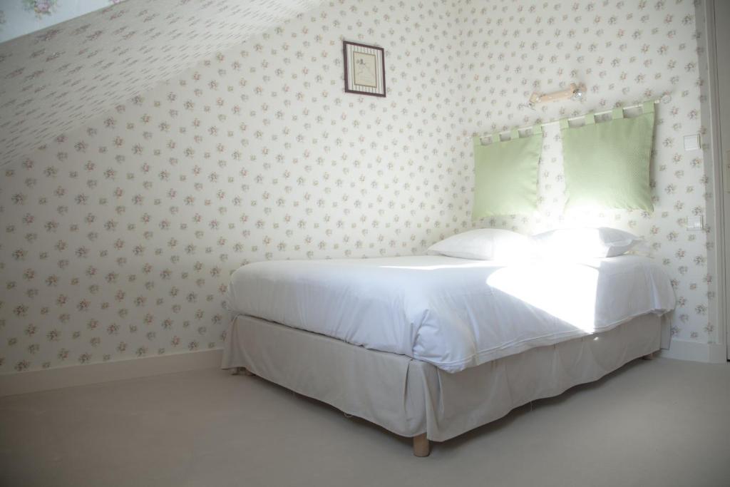 Двухместный (Небольшой номер с душем), Hôtel Du Manoir