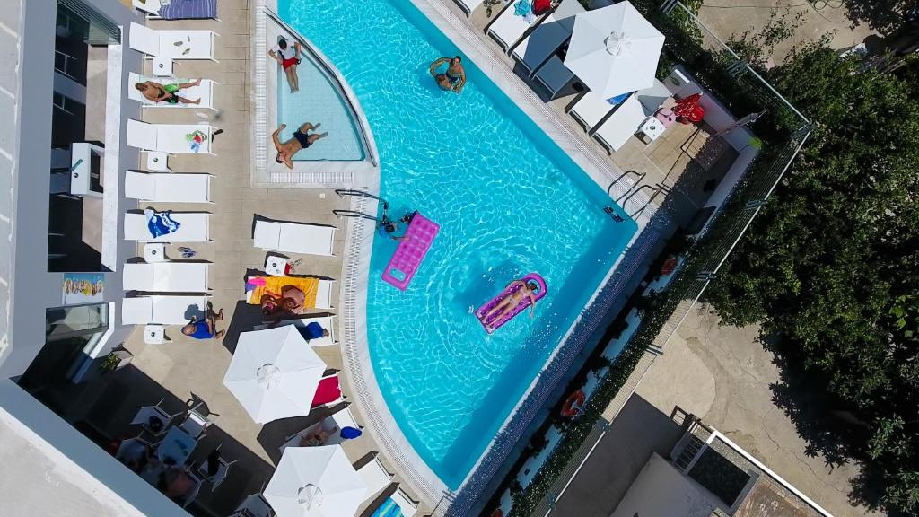 Agrelli Hotel & Suites photo 3