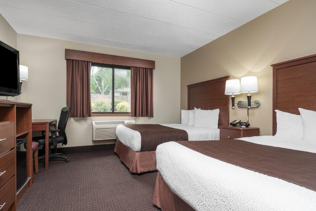 AmericInn by Wyndham Lake City photo 4