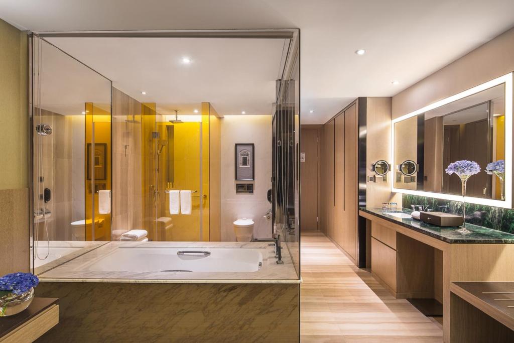 Radisson Blu Shanghai Pudong Jinqiao photo 2