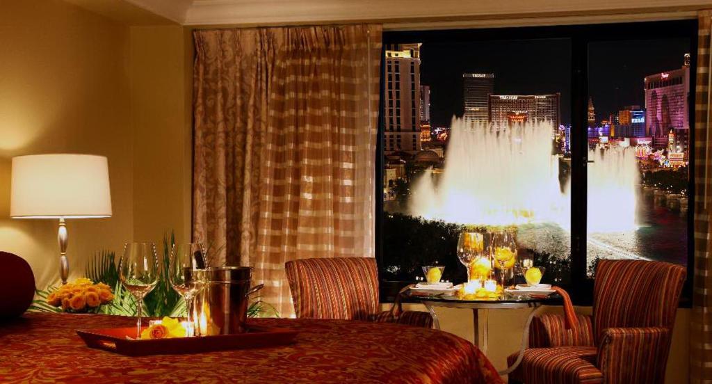 Сьюит (Люкс с 1 спальней и кроватью размера «king-size»), Jockey Club Suites