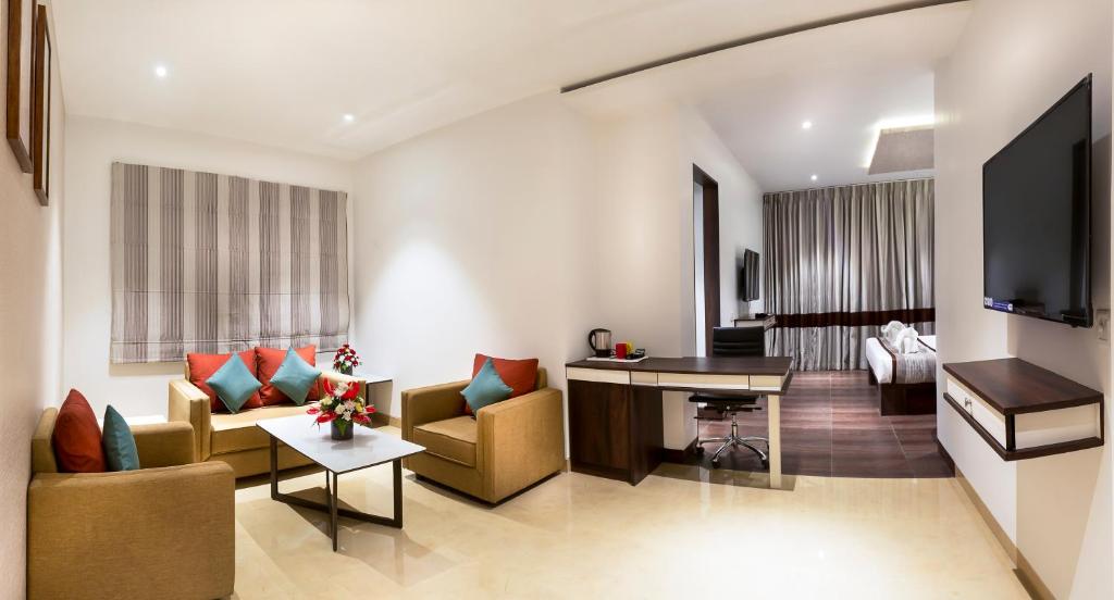 Сьюит (Люкс), The Lotus Hotel Sameera