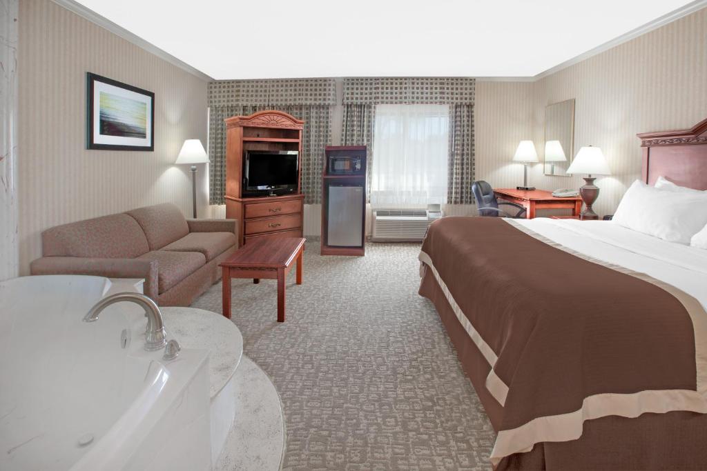 Baymont by Wyndham Jackson photo 1