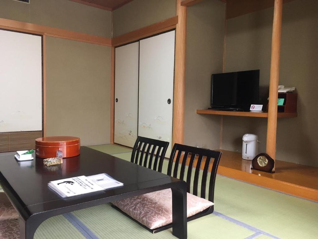 Breezbay Hotel & Resort Gero photo 4