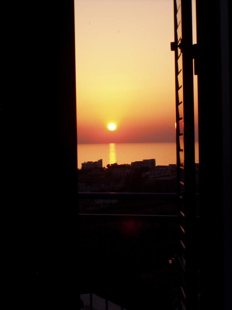 20 Kissonerga Sunset photo 3