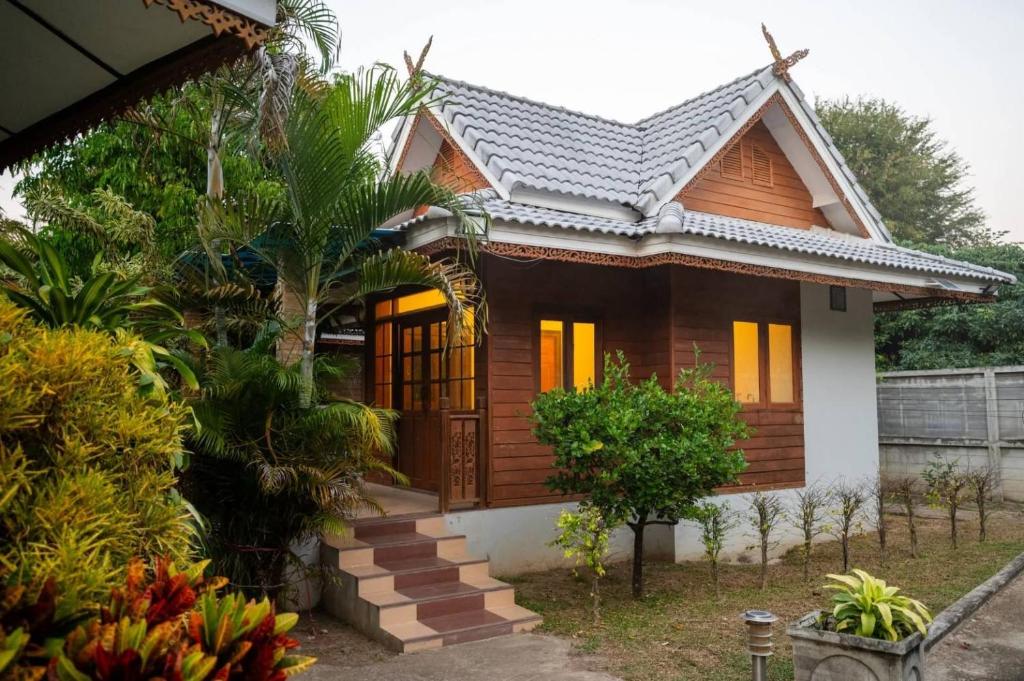 บ้านกูรูรีสอร์ท, Chiang Mai