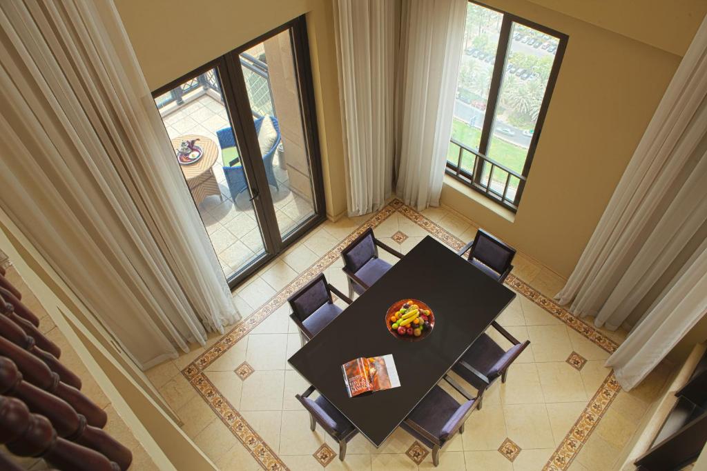 Апартаменты (Двухуровневые апартаменты с 1 спальней), Отель Arjaan by Rotana - Dubai Media City