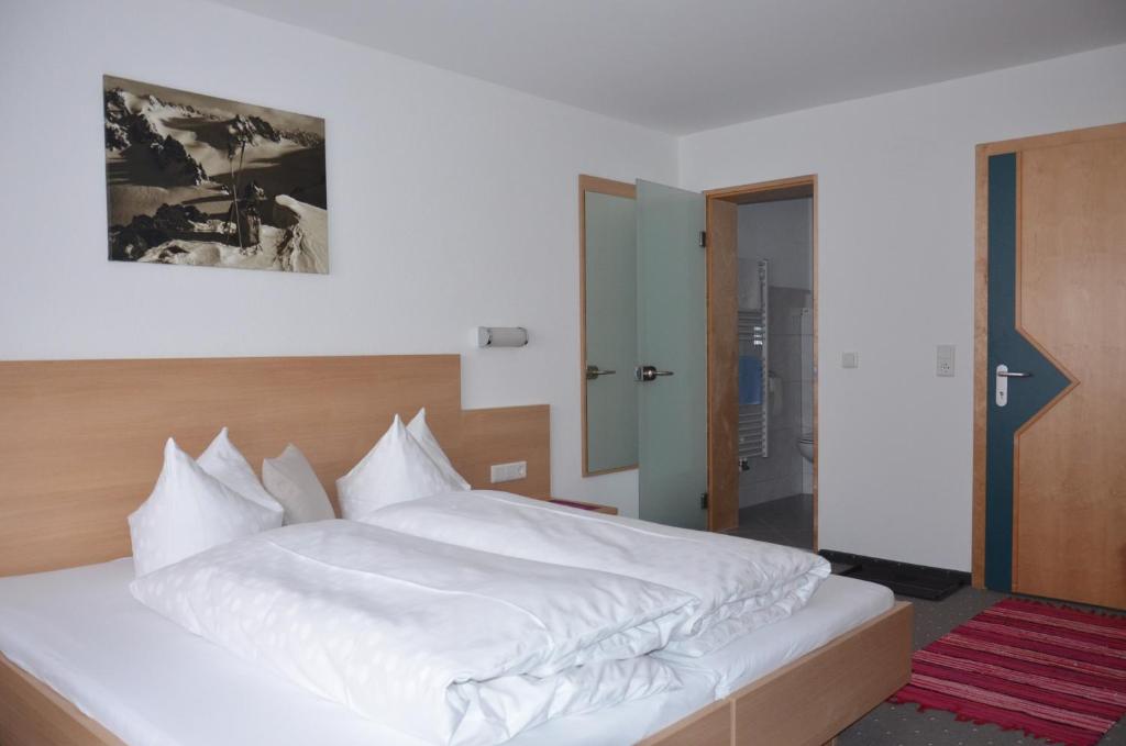 Hotel Garni Sport Sonneck photo 4