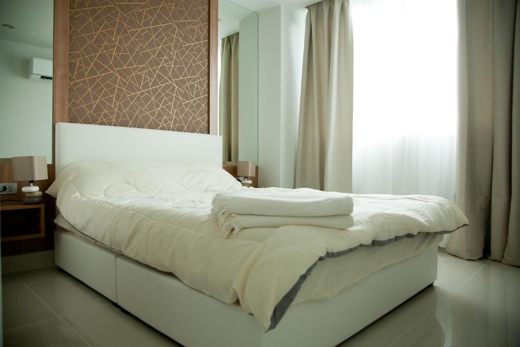 Апартаменты (Апартаменты с видом на бассейн), Amazon Residence Unit B1-217