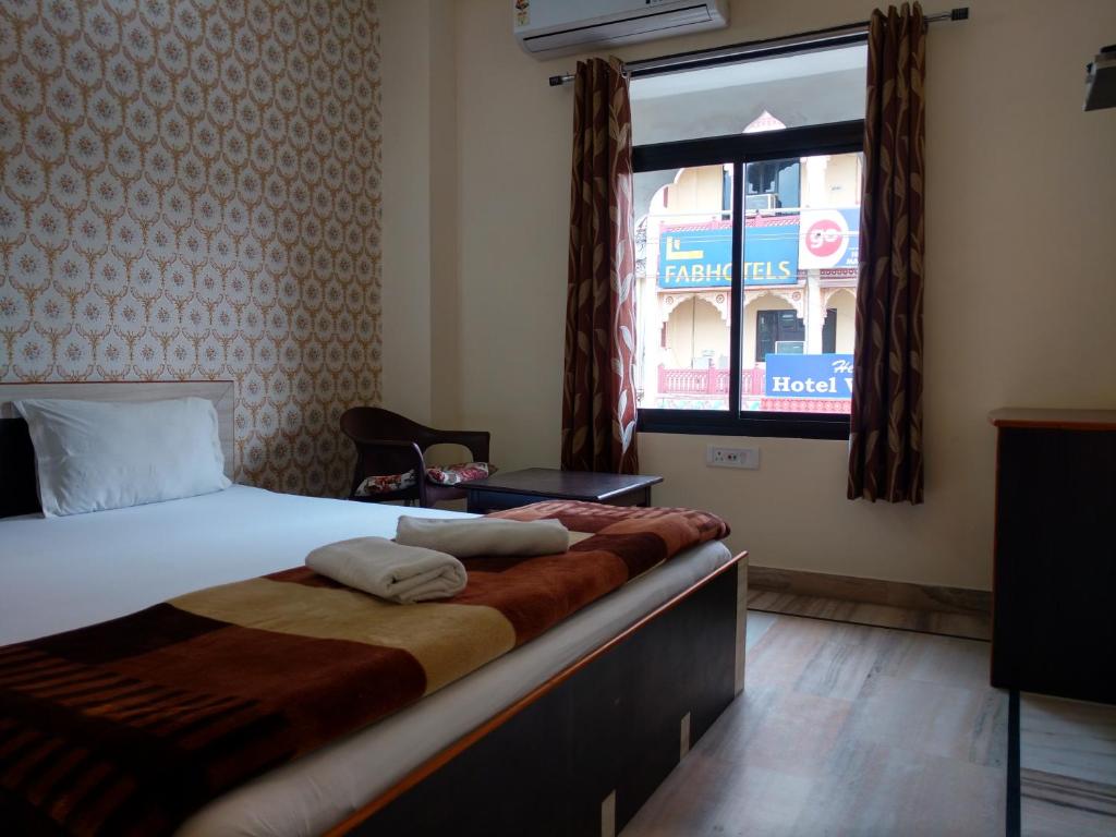 Двухместный (Двухместный номер Делюкс с 1 кроватью), Madhav Guest House