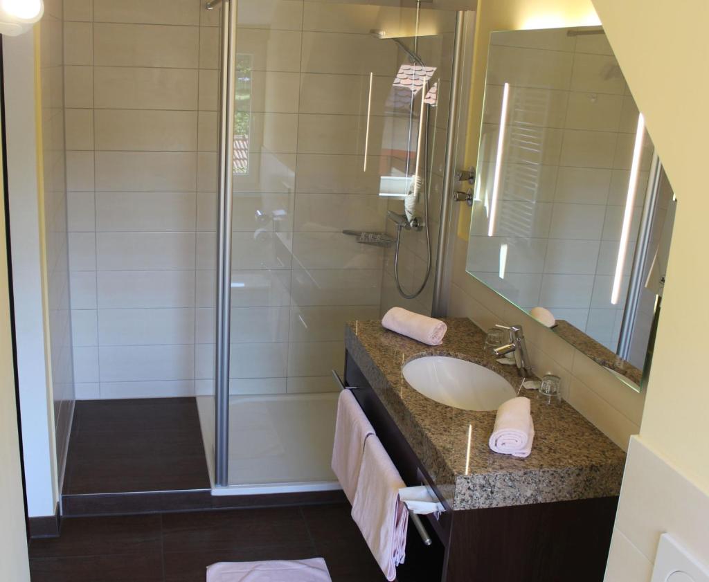 Wirtshaus & Hotel Goldener Greif photo 1