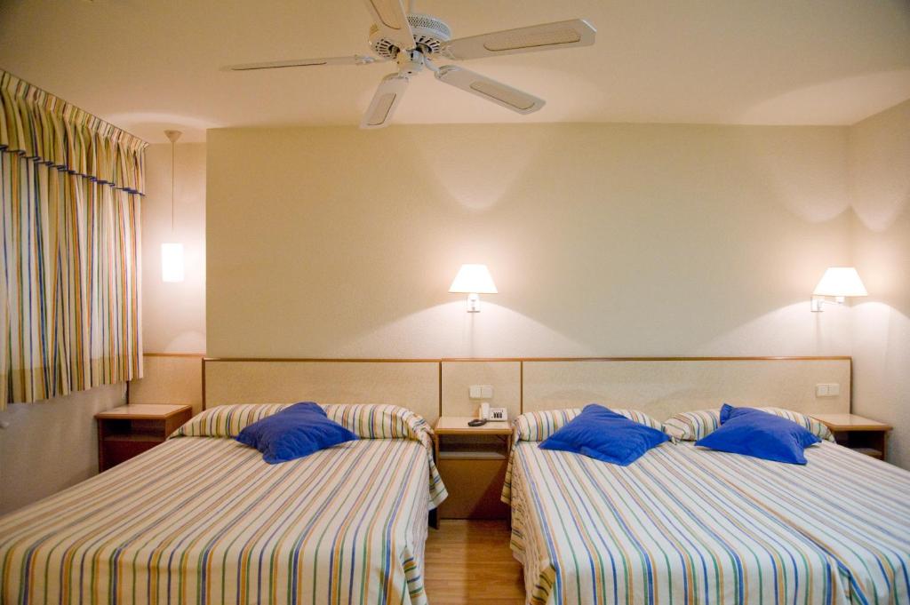 Hotel Balaguer Room Type - Quadruple Room