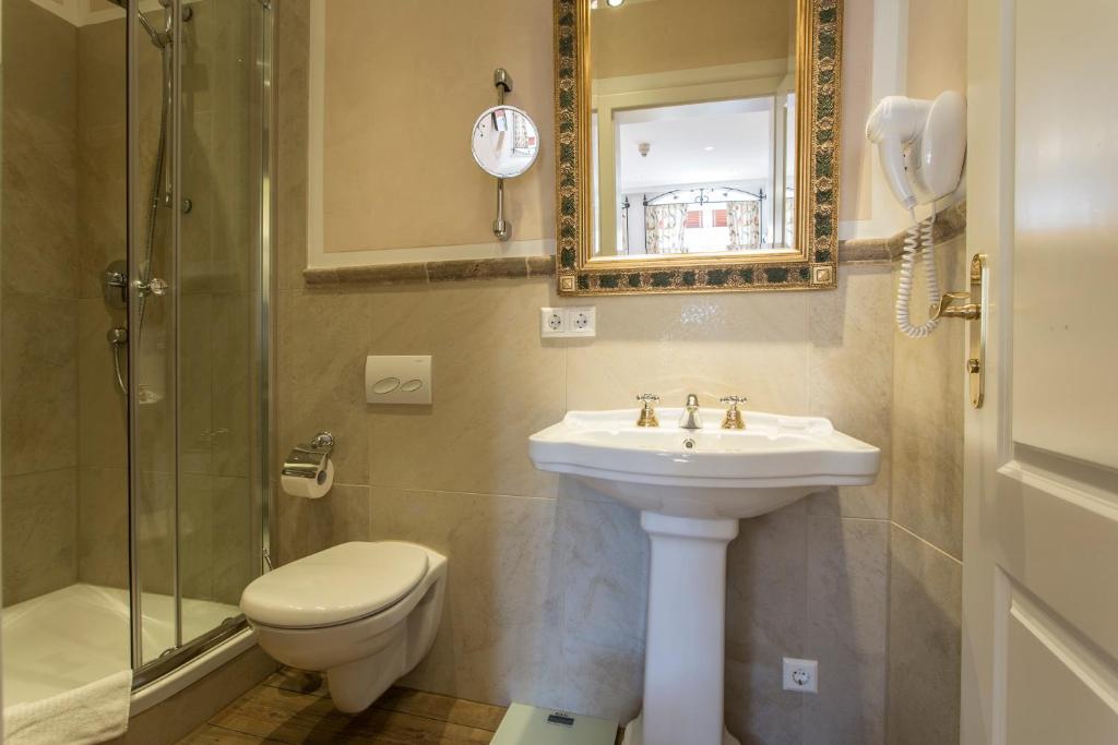 Двухместный (Номер «Комфорт» (для 1–3 человек)), Meiser's Hotel am Weinmarkt