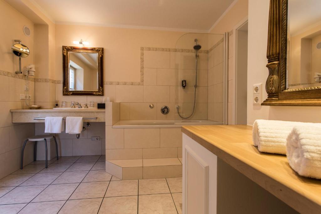 Двухместный (Номер «Комфорт» (для 1–3 человек)), Meiser's Hotel am Weinmarkt