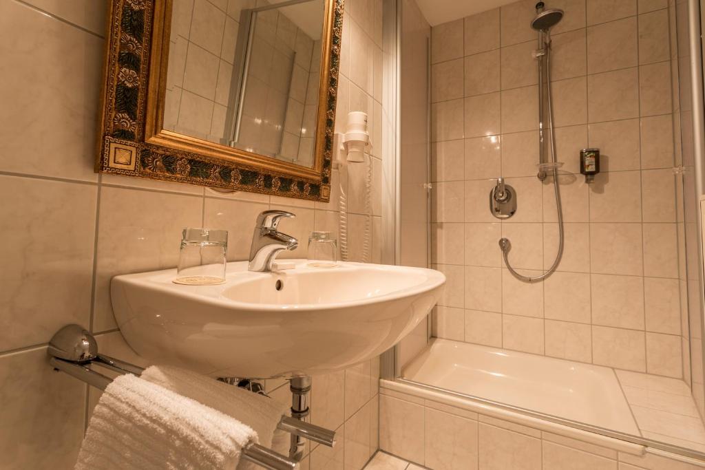 Двухместный (Номер «Комфорт» (для 1–3 человек)), Meiser's Hotel am Weinmarkt