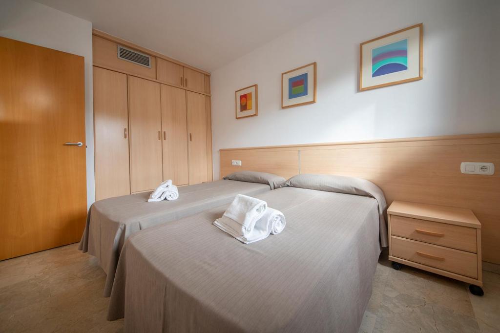 Aparthotel Marsol - Tap to explore photos