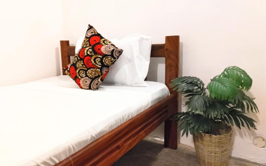 Amore Zanzibar Guest House with WiFi by Monalisa