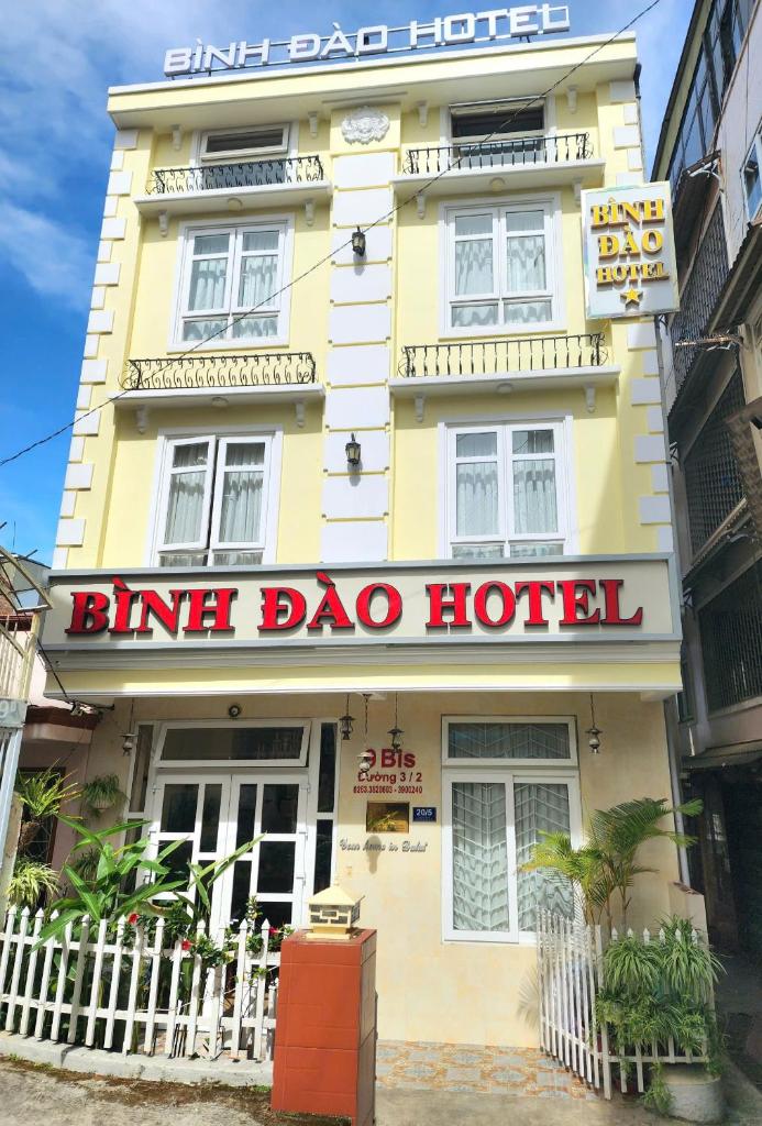 Binh Dao Hotel - Khach san ngay trung tam gia re