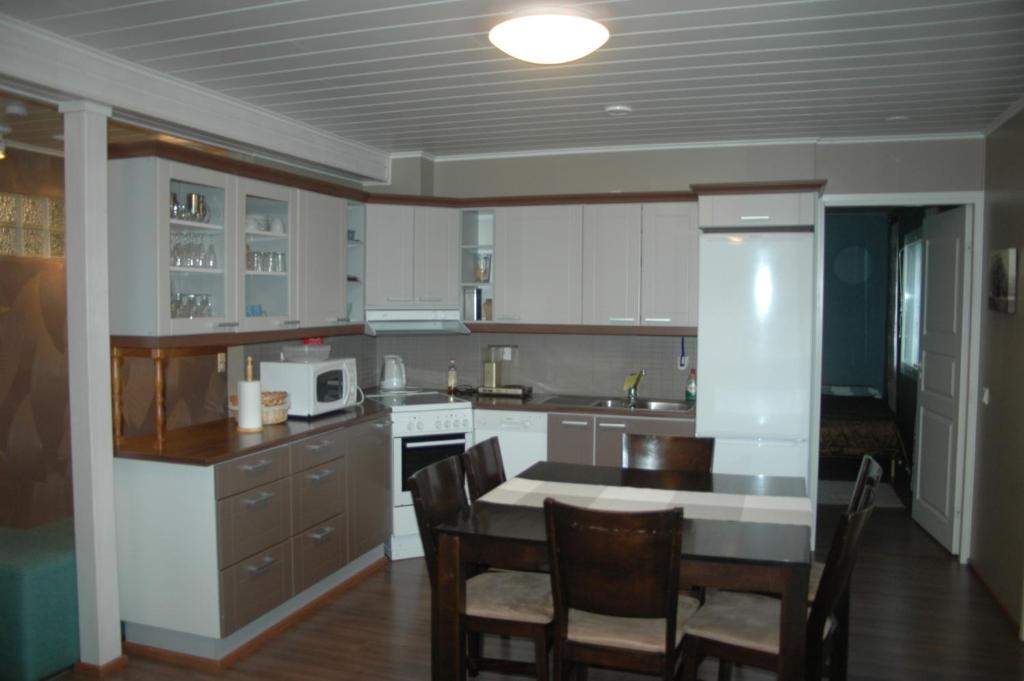 Chalets UkkoHerra 1 & 2 photo 3
