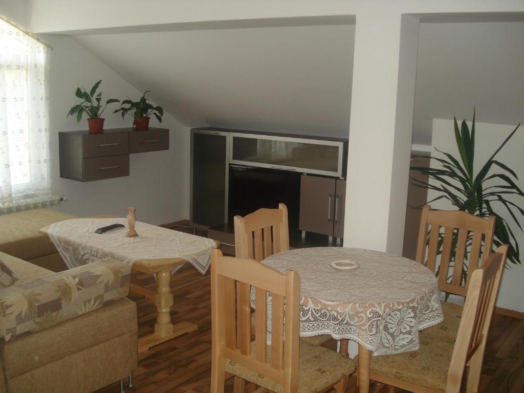 Kisiovi Apartment photo 2