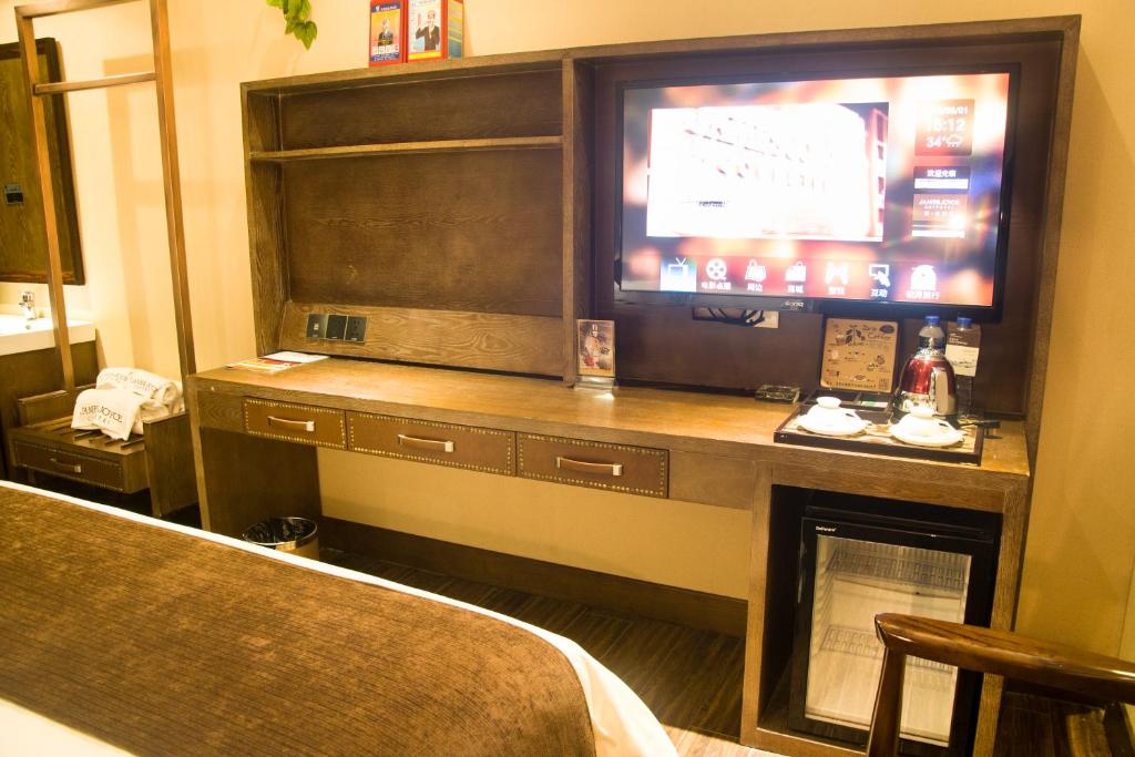 Двухместный (Фирменный двухместный номер с 1 кроватью), James Joyce Coffetel Tianhe North Tianrun Road