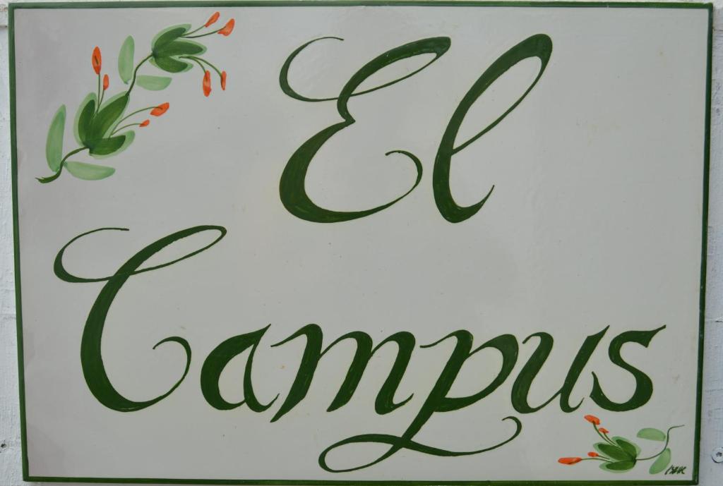 El Campus photo 1