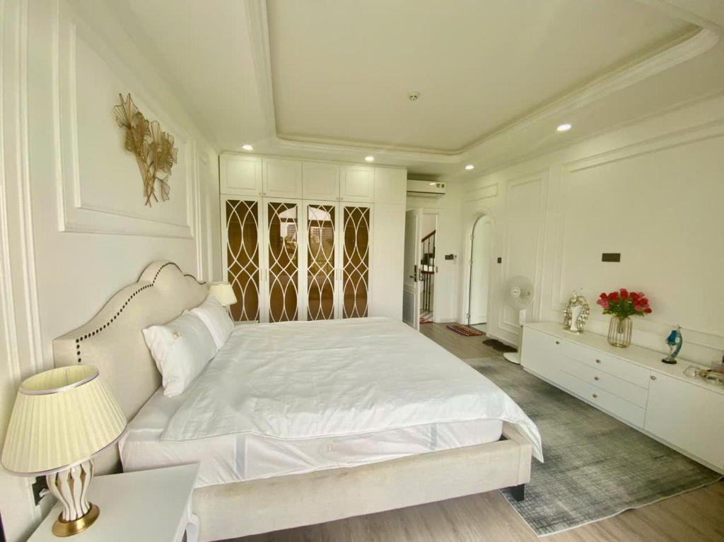 UY LONG Homestay Grand World Phú Quốc - Tap to explore photos