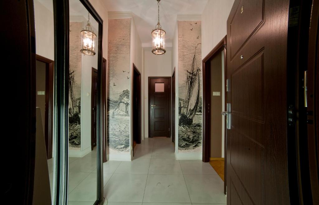 Апартаменты (Апартаменты «Комфорт» с 2 спальнями - Świętego Ducha, 91/95/5), Patio Apartments