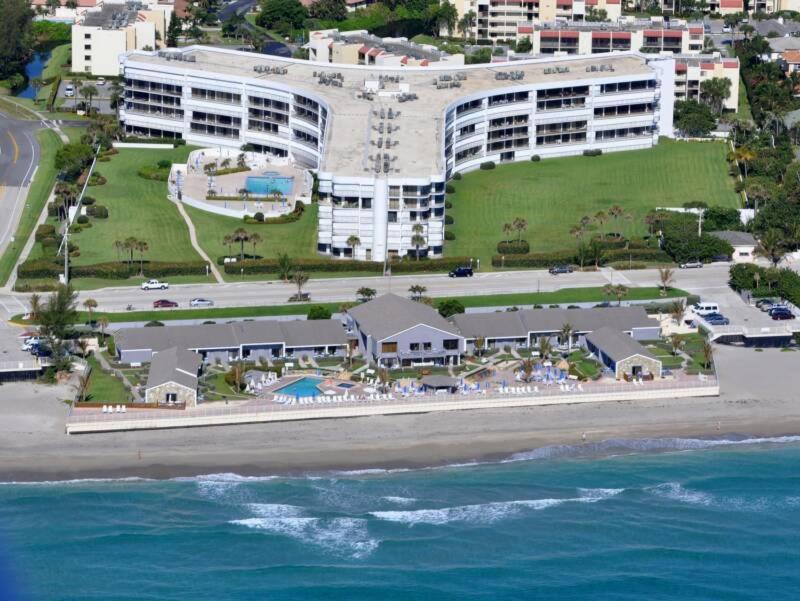 Jupiter Reef Club Resort photo 1