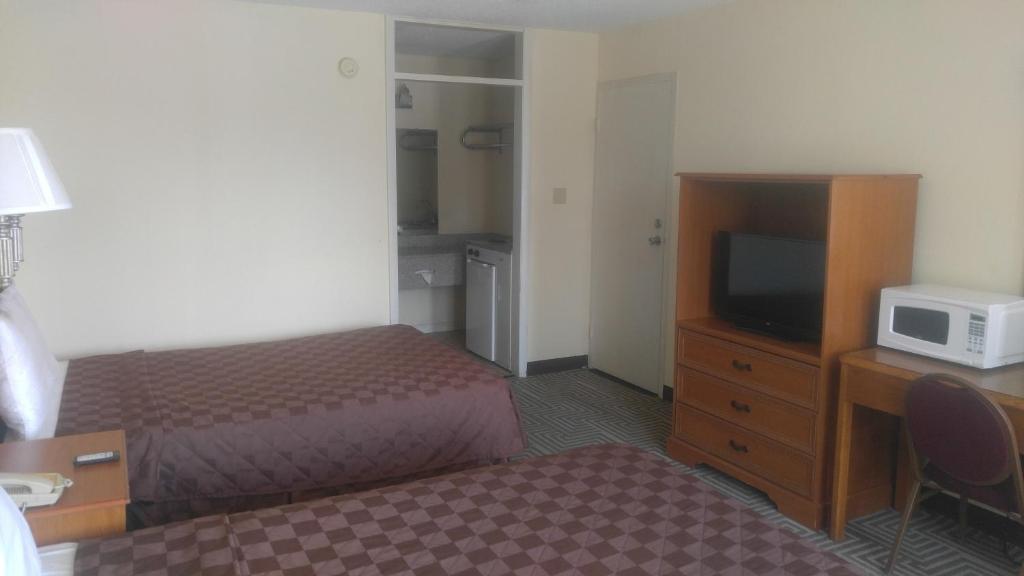 Americourt Extended Stays photo 4
