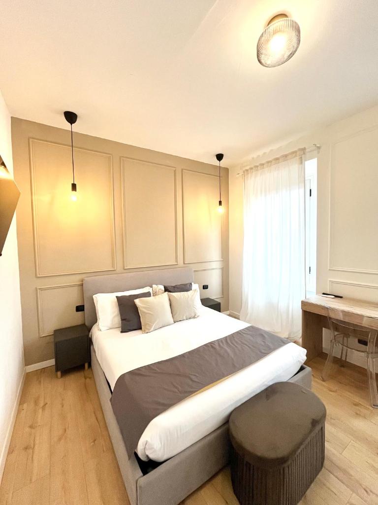 Casa Enea - Luxury Apartment - Navigli - Tap to explore photos