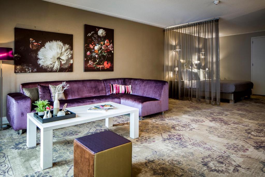 Сьюит (Королевский люкс с видом на канал), Luxury Suites Amsterdam