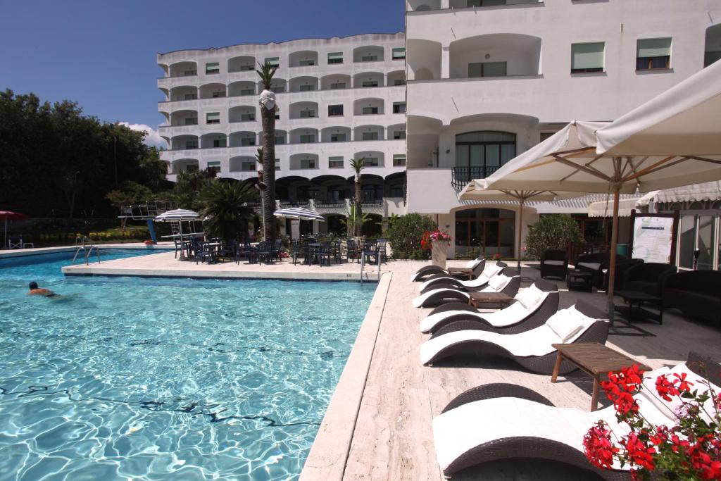 Grand Hotel Don Juan photo 2