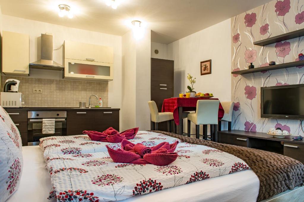 Апартаменты (Двухуровневые апартаменты), Budapest Center Residence