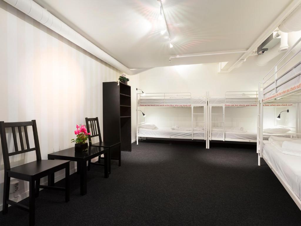 Семейный (Семейный номер с собственной ванной комнатой (6 взрослых)), Stockholm Hostel