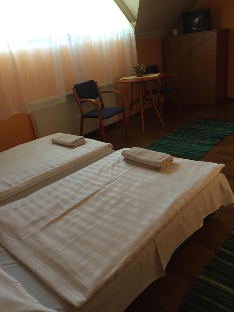 Апартаменты (Лофт), Apartman Dóra
