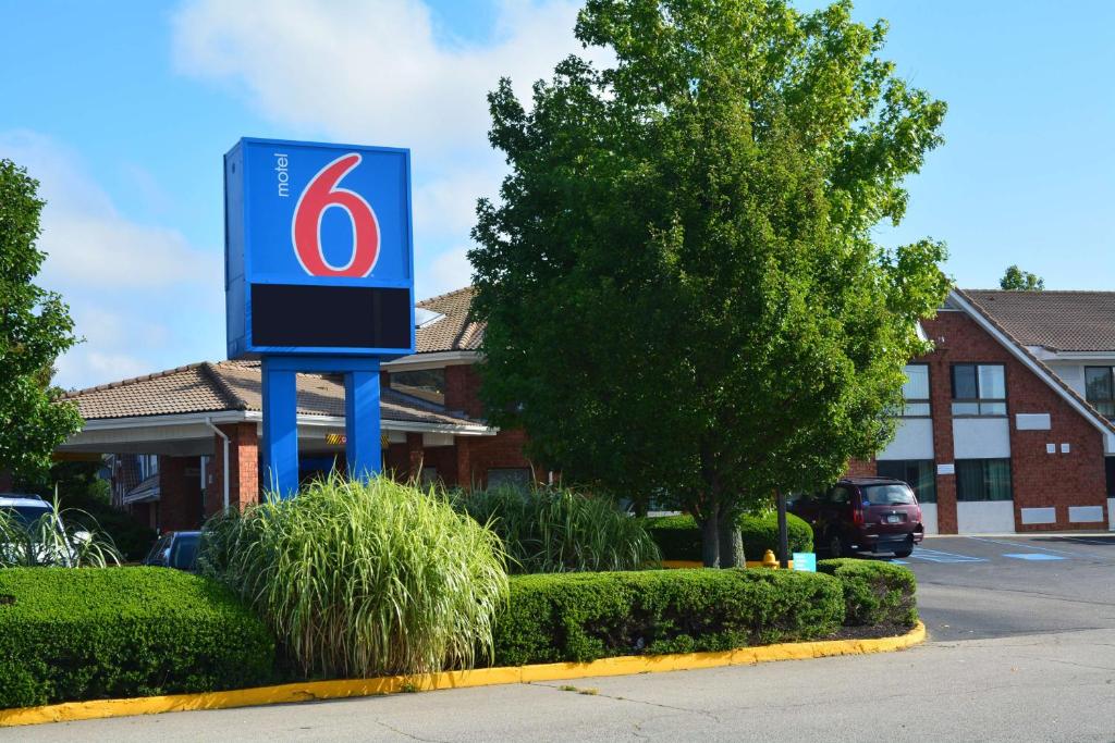 Motel 6-Newport, RI photo 2