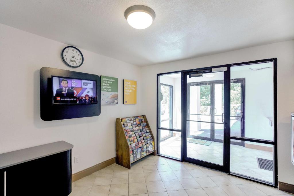 Motel 6-Dallas, TX - South photo 4