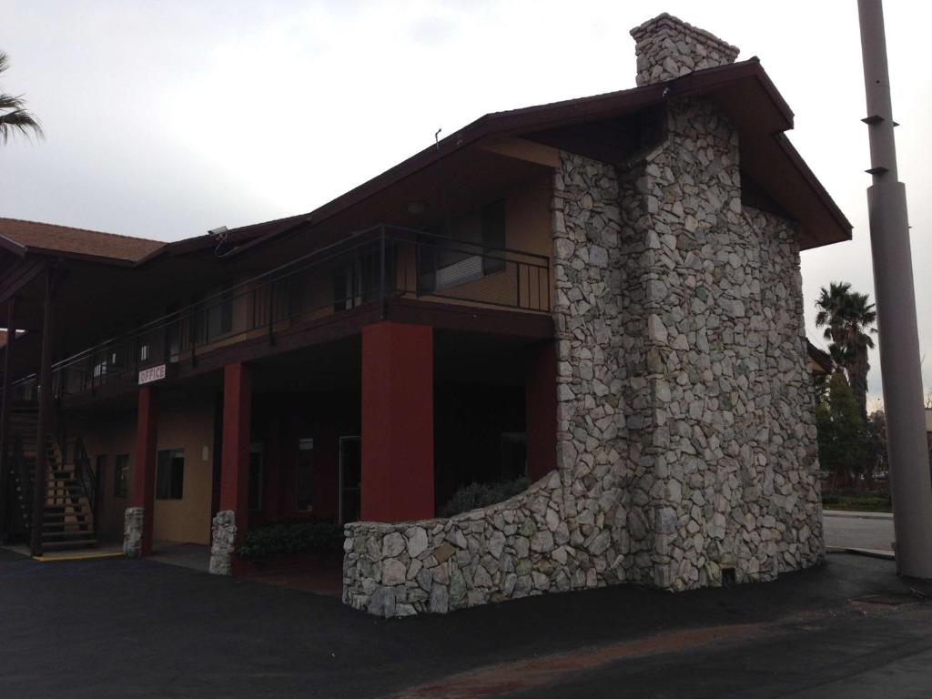 HOTEL SALINA image