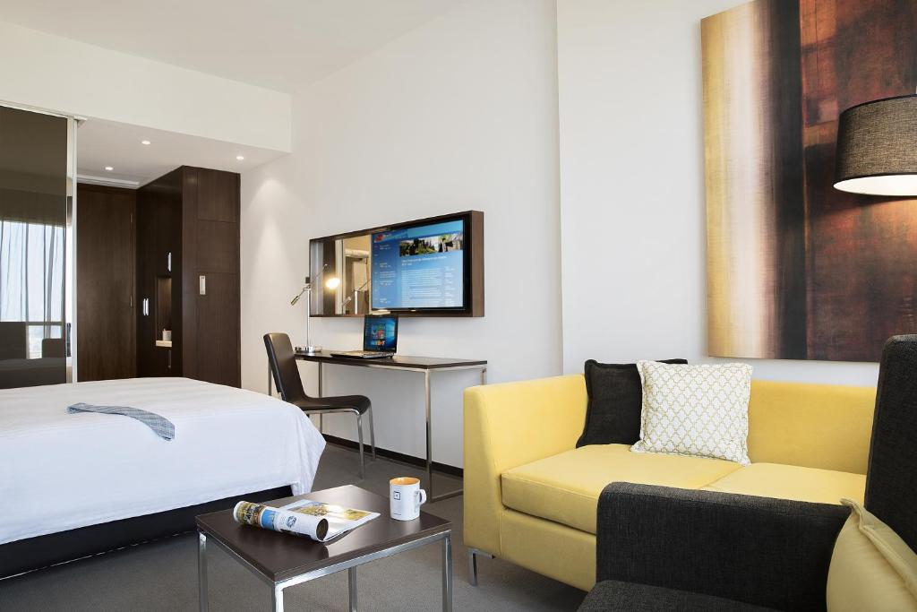 Centro Shaheen Jeddah by Rotana - Tap to explore photos