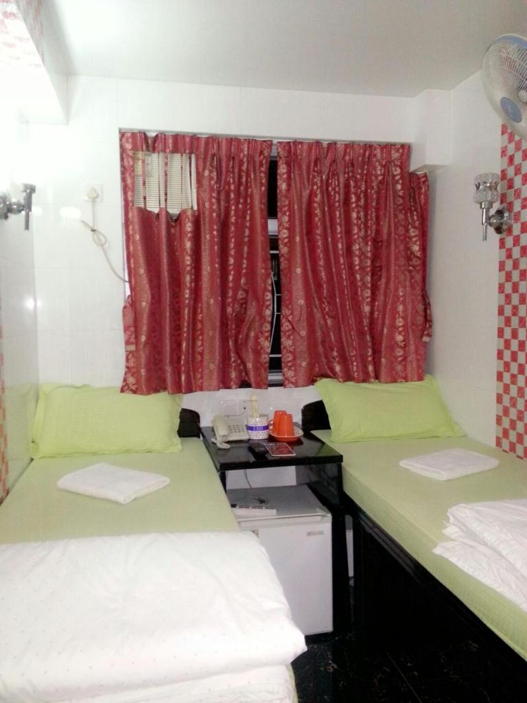 Двухместный (Двухместный номер с 2 отдельными кроватями), Dutch Hostel