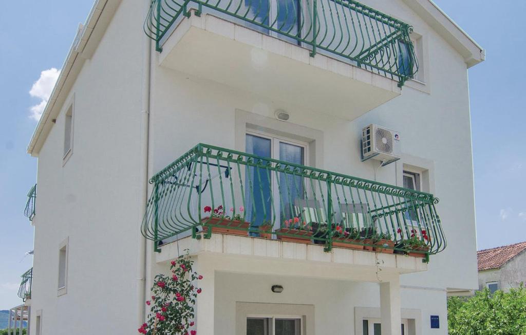 Holiday Home Riverside photo 1