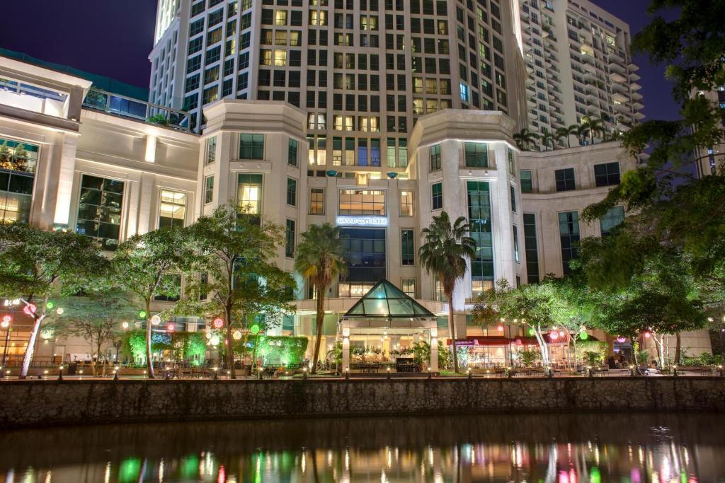 Grand Copthorne Waterfront photo 1
