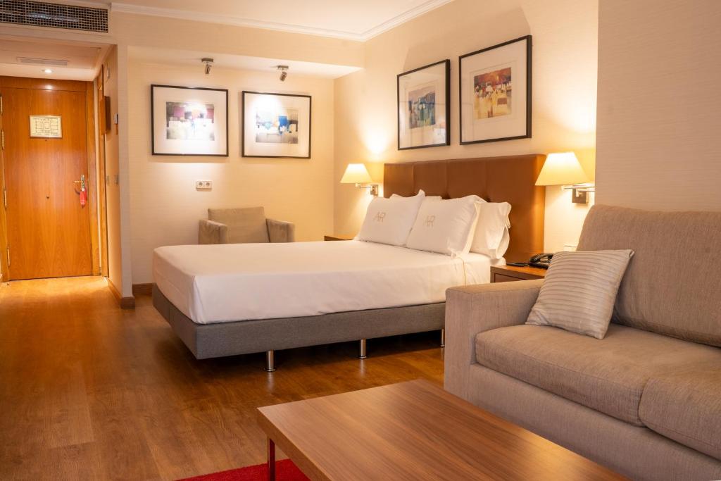 APARTAHOTEL ROSALES
