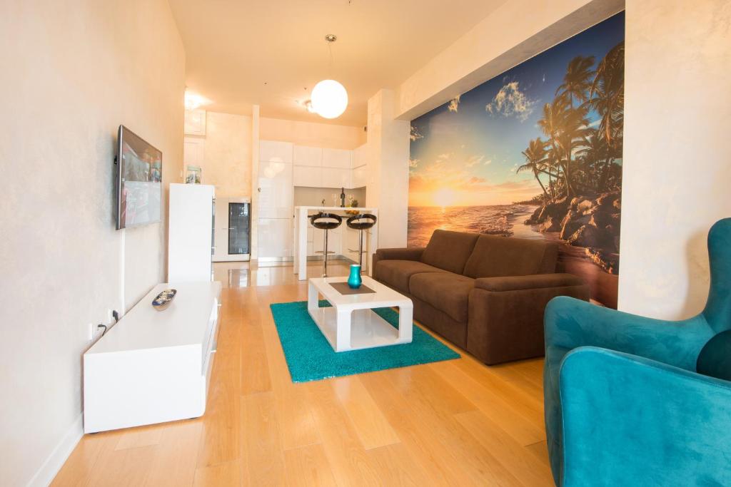 Апартаменты (Апартаменты-студия с видом на море), Apartment Ambient Tre Canne